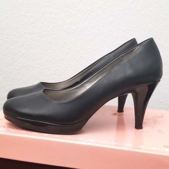 Shoes - Classic Black Pumps
